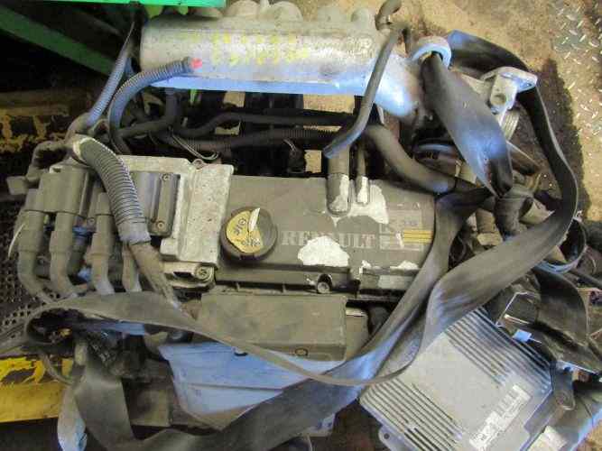Moteur 
RENAULT Megane 1 1.6 e boite auto 

Type moteur : k7m 703
81569  Km

Vendu sans alternateur, démarreur, compresseur de clim

Garanti(e) 3 mois

Frais de Port sur devis
