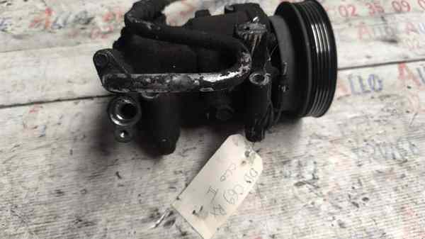 Compresseur de Clim 
RENAULT Clio 2
Ph2 1.5 DCI 
Année 2003
Code Moteur:K9K_702

