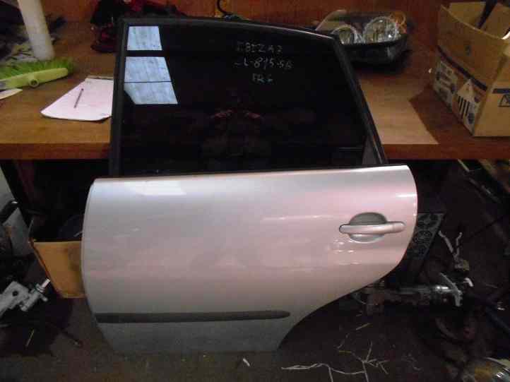 Porte AR Gauche
SEAT Ibiza 3 (6L) phase 2
An 03.2006 - 12.2009

Frais de Port sur devis