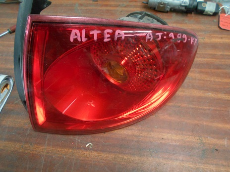 Feu Arriere Droit
SEAT Altea Phase 1

2004-04->2009-05