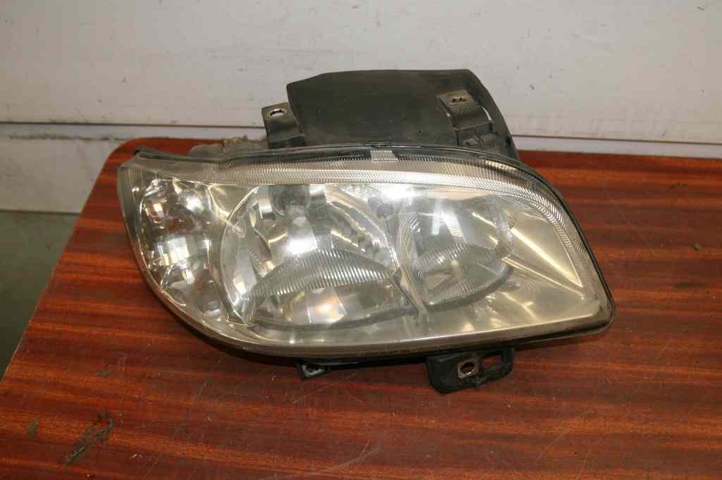 Optique Droit SEAT IBIZA II (6K) PHASE 3

06/2000

frais de port sur devis
