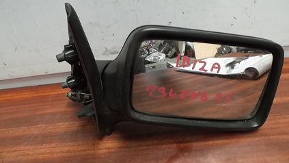 Retro Manuel Droit
SEAT Ibiza 4B
An 03.1998 / 07.2001

