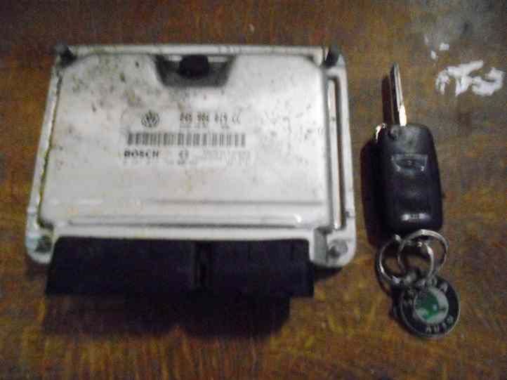 Kit de demarrage 
SKODA Roomster 1.4 TDI 80CV
An 09.2006 - 03.2010

Tête de clé 

Calculateur Bosch
0281 012 750 
045 906 019 CC

Compteur VDO
5J0920 810C