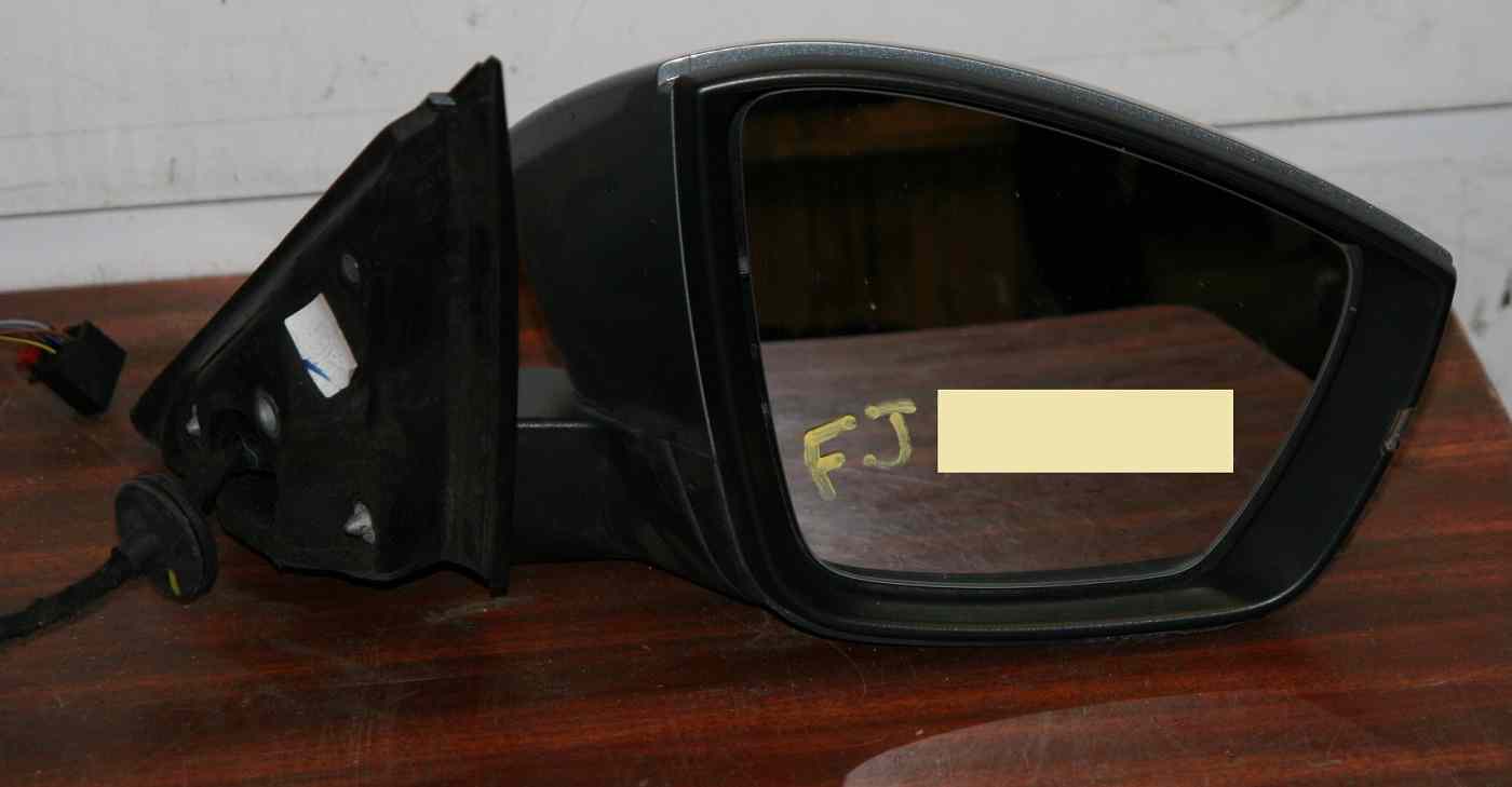 Retro Electrique Droit SKODA Kodiaq (NS7)
07/2019
