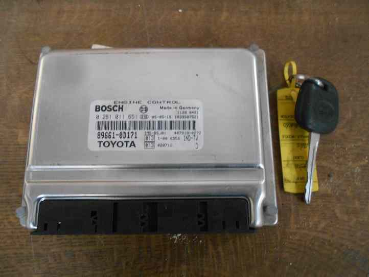 Kit de demarrage 
TOYOTA Yaris (3) 1.4 D4D 90CV
An 03.2011 - 04.2015

1 Clé 

Calculateur Bosch 
0281 011 651 
89661-0D171

Boitier BSI : 82730 0D040