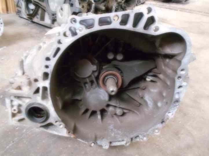 Boite de vitesses 
TOYOTA Corolla(2)D4D Verso 2.2 136CV
An 05.2004 - 05.2009

Type boite : EA63 
184 000 Km

Garanti(e) 3 mois

Frais de Port sur devis