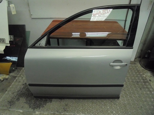 Porte AV Gauche
VOLKSWAGEN Passat (3B)
An 10.1996 - 10.2000

Vendue nue

Frais de Port sur devis