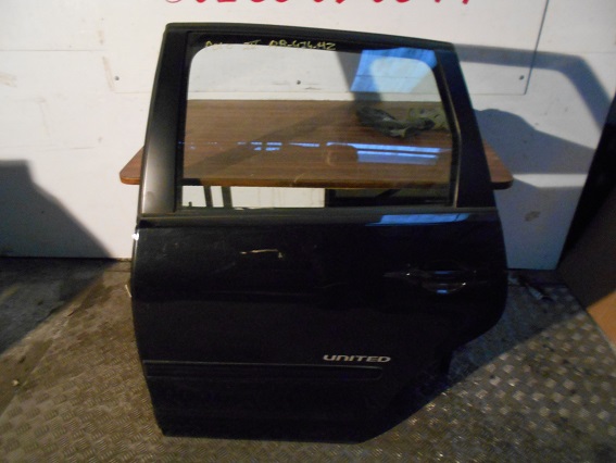 Porte AR Gauche
VOLKSWAGEN Polo 4 (9N3)
An 05.2005 - 09.2009

Vendue nue
Quelques rayures

Frais de Port sur devis