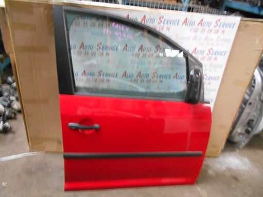 Porte AV Droit
VOLKSWAGEN Caddy 3
An 03.2004 - 07.2010

Vendue nue
Frais de Port sur devis