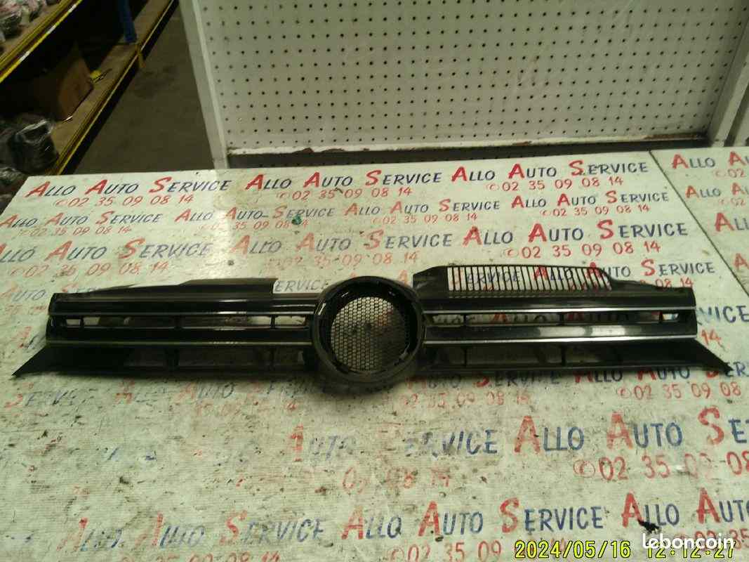 Calandre 
VOLKSWAGEN Golf 6

Frais de Port sur devis