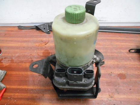 Pompe D-A 
VOLKSWAGEN Polo 4 Phase 2 (9N) 1.4 TDi 80 CV FAP BlueMotion

2005-05->2009-09 

Reference constructeur: 6R0423156

