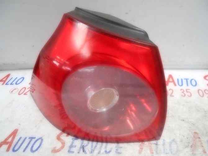 Feu Arriere Gauche
VOLKSWAGEN Golf 5 (1K)
An 11.2003 - 10.2008

Sans platine



