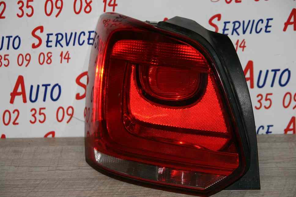 Feu Arriere Gauche VOLKSWAGEN Polo 5 (6R) 