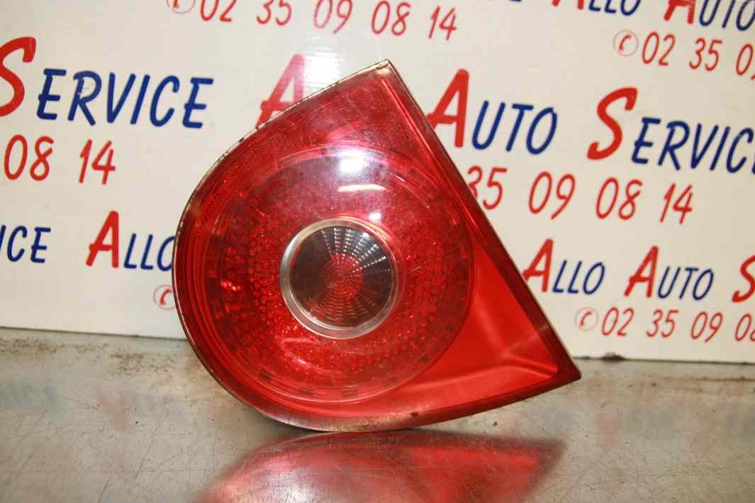 Feu Arriere Gauche de Hayon
VOLKSWAGEN Golf 5 (1K)

10.2006