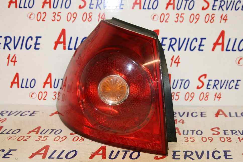 Feu Arriere Gauche

VOLKSWAGEN GOLF V (1K) 10.2008

2003-11->2008-10

