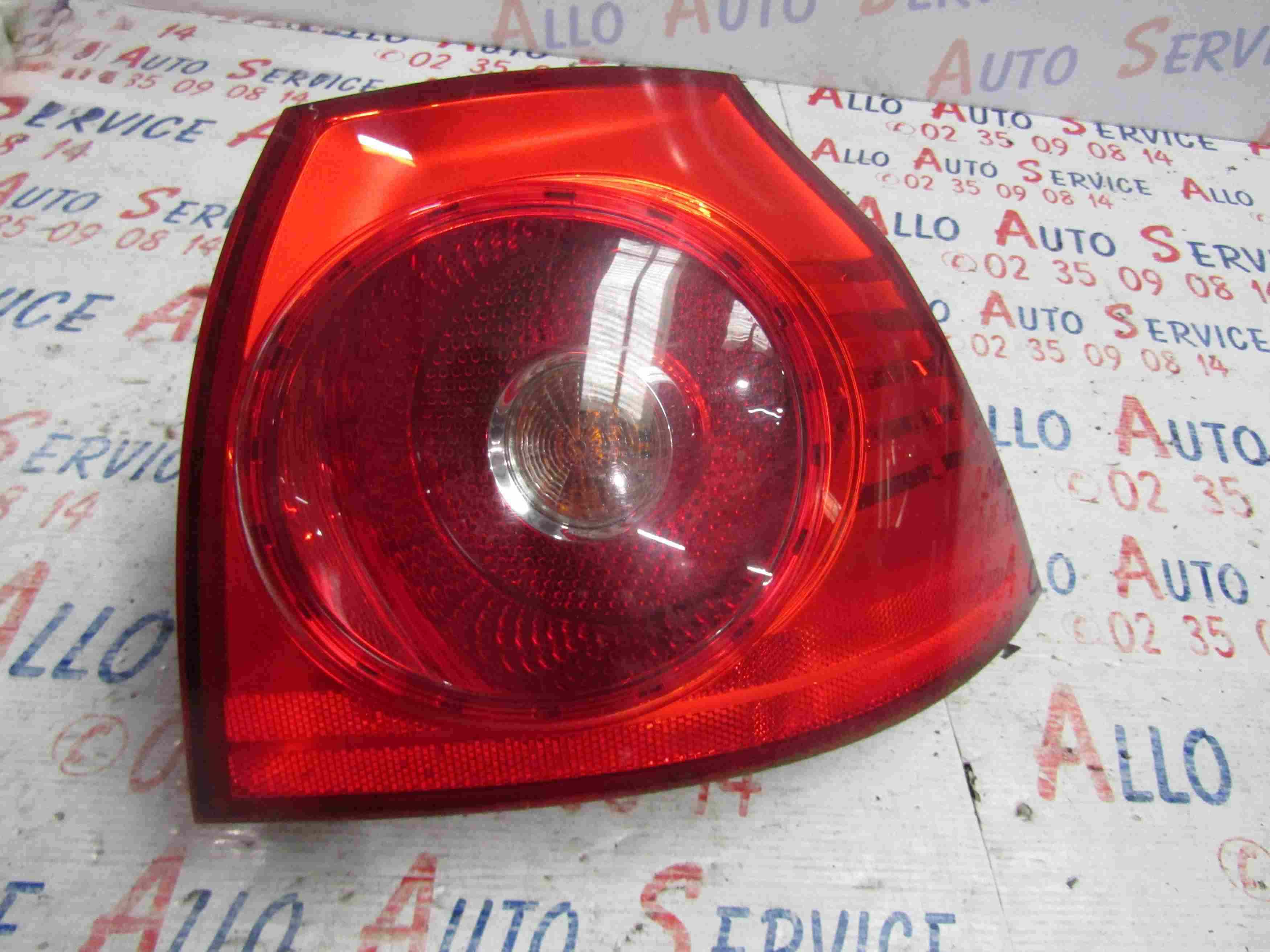 Feu Arriere Droit
VOLKSWAGEN Golf  5
07.2005

Frais de port sur devis