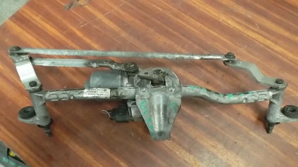 Systeme Essuie glace 
VOLKSWAGEN Touran 1 (1T) phase 1
An 11.2006 / 09.2010

