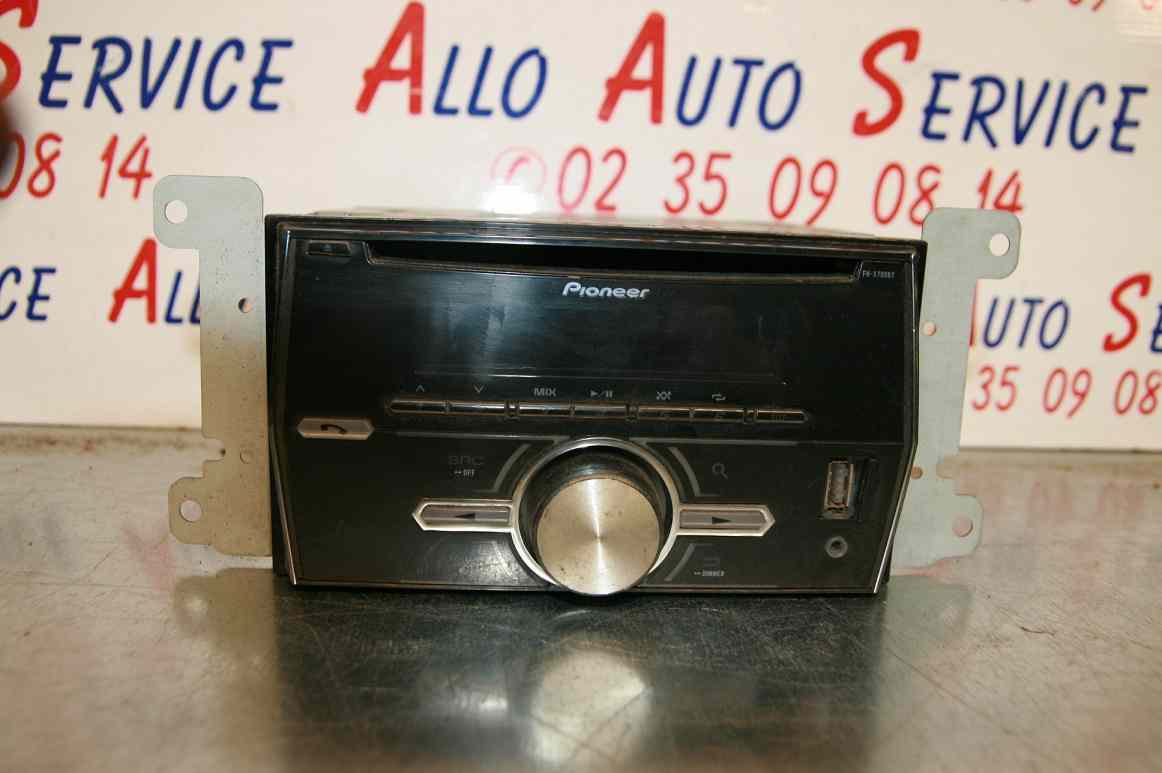 Autoradio 
VOLKSWAGEN Touran 1 Phase 1

Modéle : FH-X700BT
05.2005