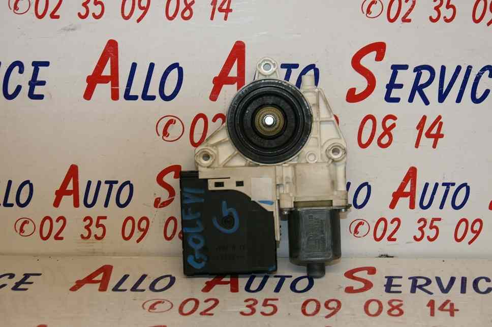 Leve Vitre Av Droit

Bosch : 0 130 822 325
5K0959793A

VOLKSWAGEN GOLF VI (5K) 5P 08/2011

2008-10->2013-04
