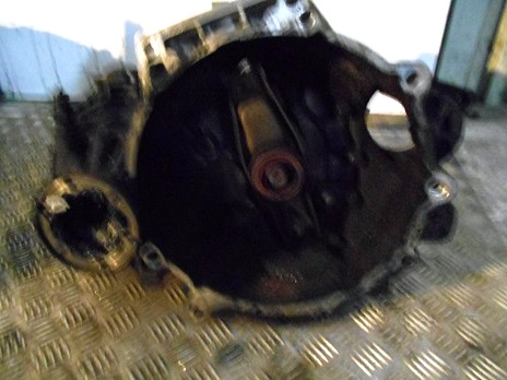 Boite de vitesses 
VOLKSWAGEN Golf 4 (1J) 1.9 TDI 110CV
An 01.1998 - 05.2002

Type boite : EGS
182 000 Km

Garanti(e) 3 mois

Frais de Port sur devis