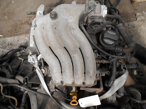 Moteur 
VOLKSWAGEN New Beetle 2.0i 115CV
An depuis 01.1999

Type moteur : AEG
48 000 Km

Vendu sans alternateur, démarreur, compresseur de clim

Garanti(e) 3 mois

Frais de Port sur devis