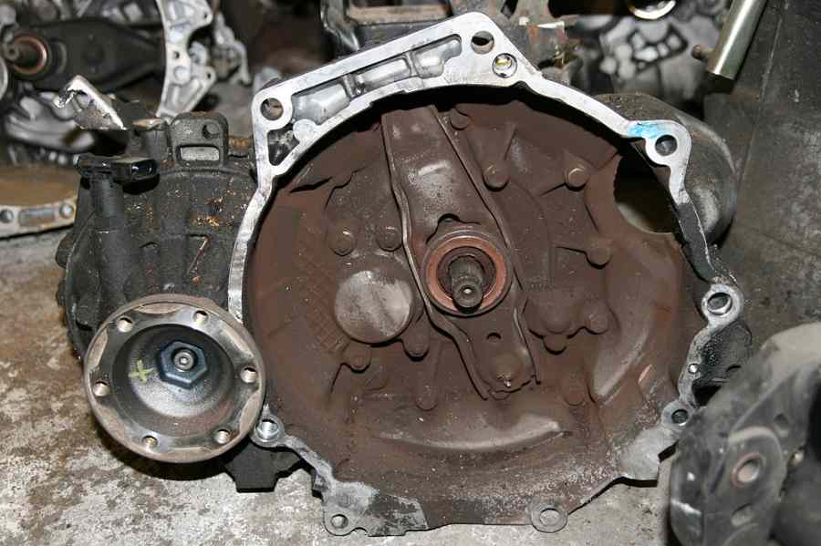 Boite de vitesses  VOLKSWAGEN Polo 4 (9N) 1.4Tdi 75ch
02.2003

Type boite : HET/JCZ/GGV 
 Km : NC

Garanti(e) 3 mois

Frais de Port sur devis