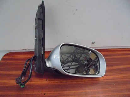 Retro Electrique Droit
VOLKSWAGEN Touran 1.9 TDI 
An 01.2004 - 12.2006 