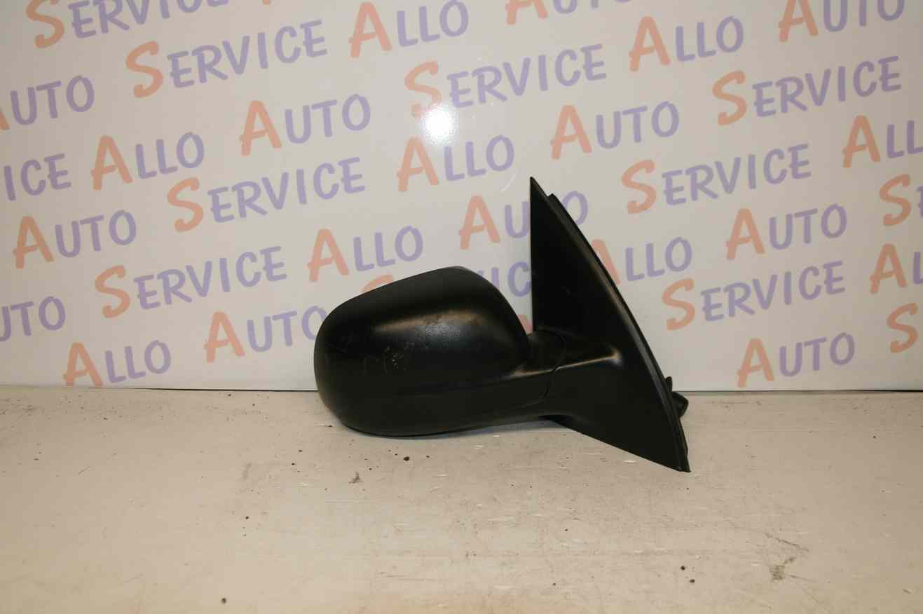 Retro Manuel Droit VOLKSWAGEN Lupo
04/2002
