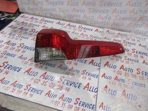 Feu Arrière Droit

VOLVO V50

Frais de Port sur devis