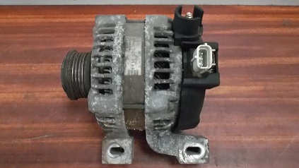 Alternateur 
VOLVO V50 phase 1 2.4i 170cv
An 01.2004 / 06.2007

