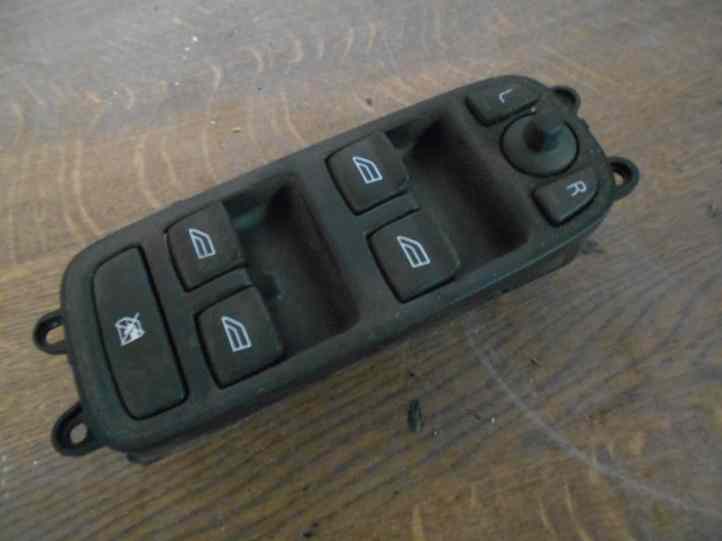 Bouton général Leve Vitre 
VOLVO V50
An 01.2004 - 06.2007 

